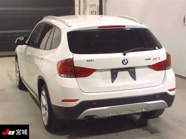 2015 BMW X1 SDRIVE 18IX LINE — photograph 3