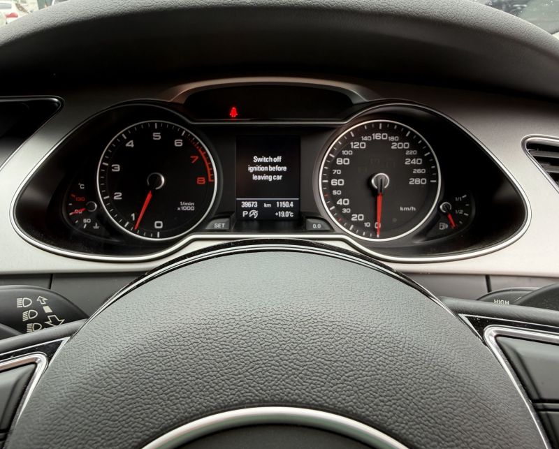 2015 AUDI A4 TFSI QUATTRO — photograph 16