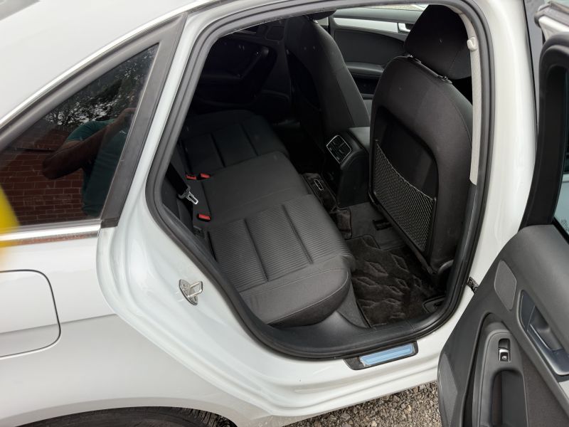 2015 AUDI A4 TFSI QUATTRO — photograph 22