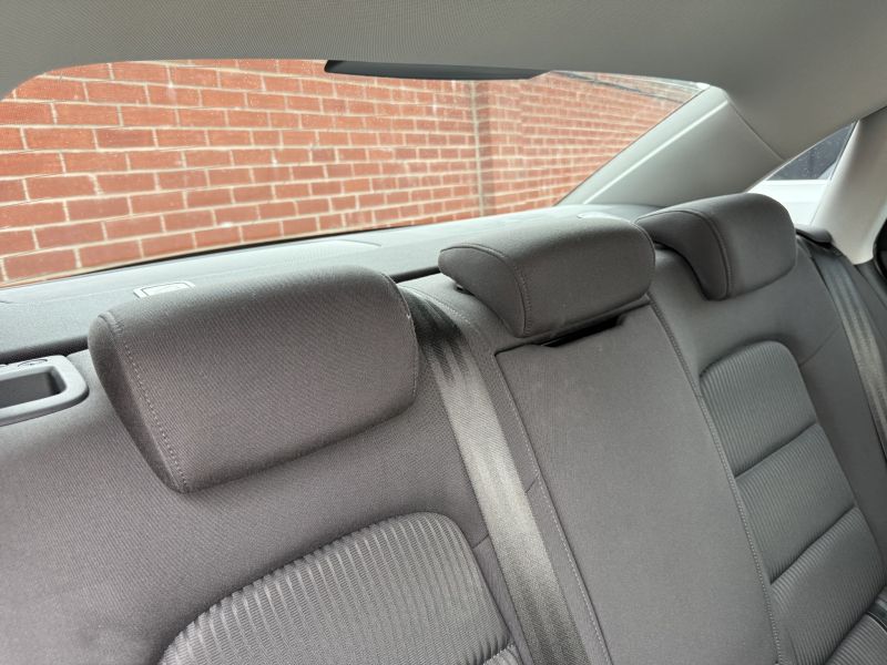 2015 AUDI A4 TFSI QUATTRO — photograph 24