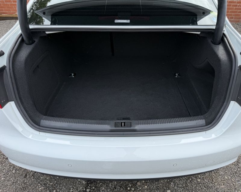 2015 AUDI A4 TFSI QUATTRO — photograph 33