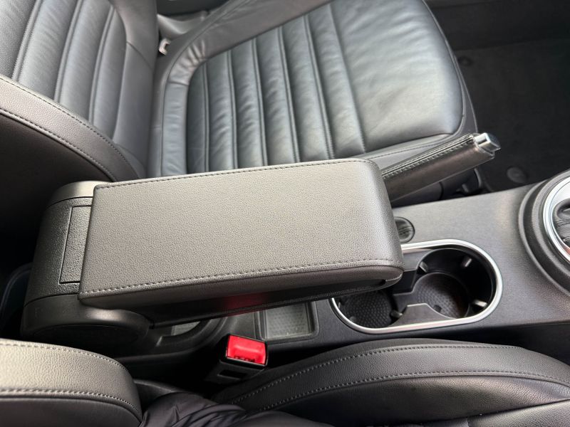 2013 VOLKSWAGEN THE BEETLE FENDER EDITION LEATHER TURBO — photograph 36
