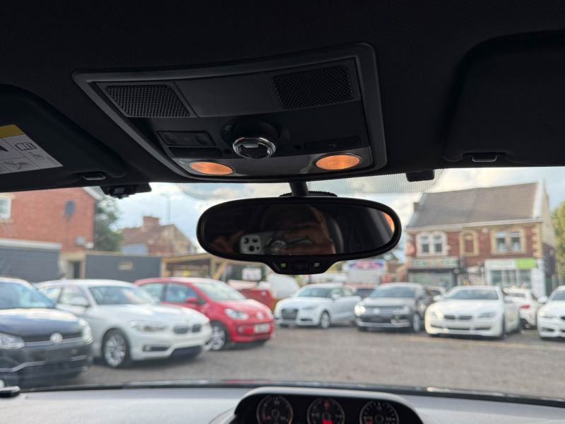 2013 VOLKSWAGEN THE BEETLE FENDER EDITION LEATHER TURBO — photograph 37