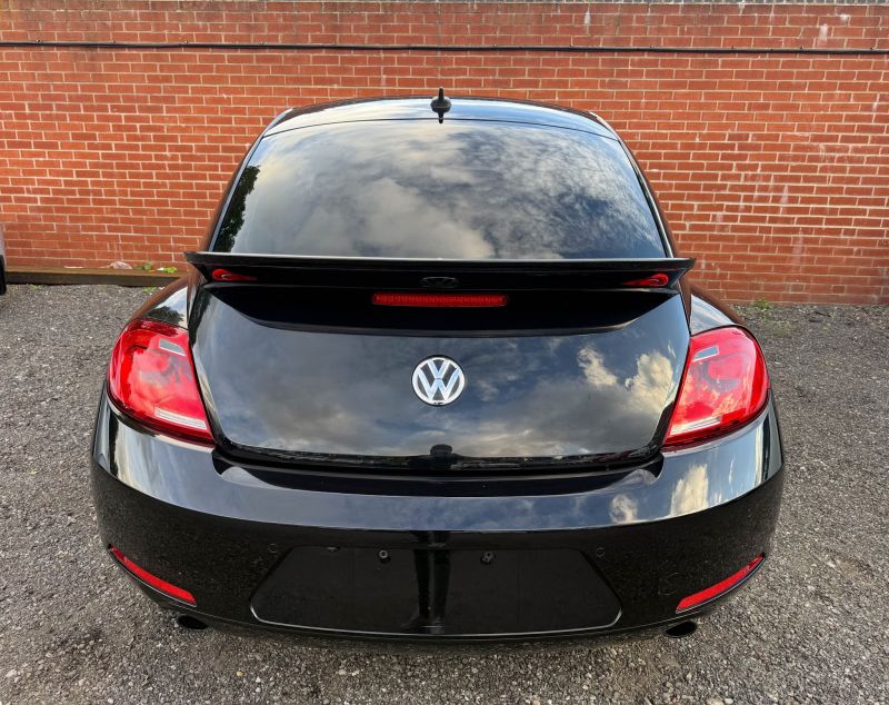 2013 VOLKSWAGEN THE BEETLE FENDER EDITION LEATHER TURBO — photograph 52
