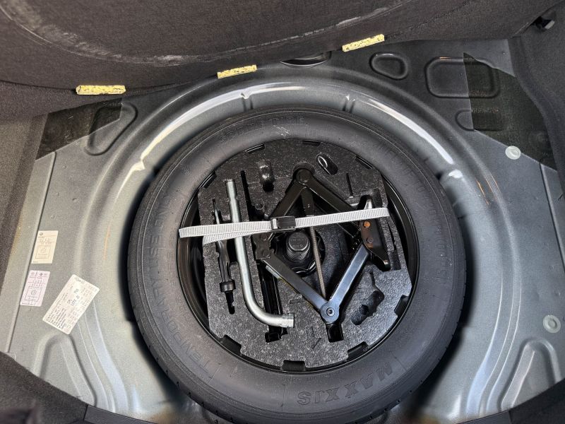 2013 VOLKSWAGEN THE BEETLE FENDER EDITION LEATHER TURBO — photograph 55