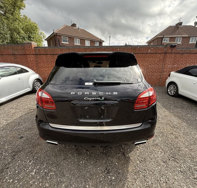2013 PORSCHE CAYENNE BASE GRADE — photograph 39