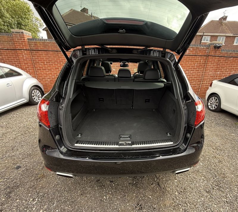 2013 PORSCHE CAYENNE BASE GRADE — photograph 41