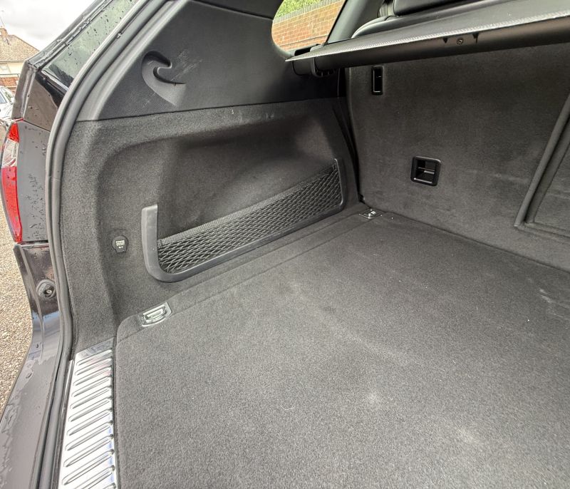 2013 PORSCHE CAYENNE BASE GRADE — photograph 45