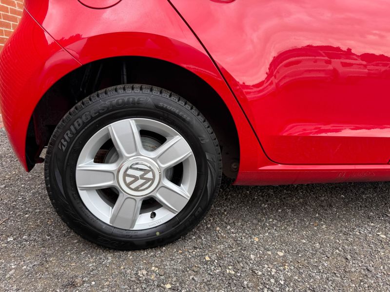 2012 VOLKSWAGEN UP HIGH — photograph 23