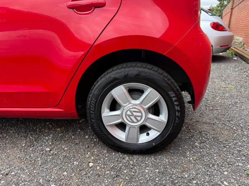 2012 VOLKSWAGEN UP HIGH — photograph 9