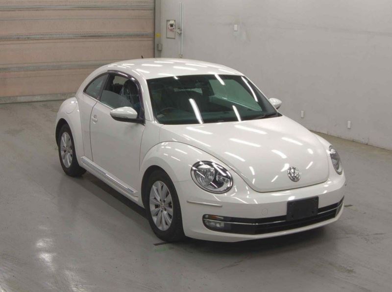 2013 VOLKSWAGEN THE BEETLE DESIGN — photograph 1