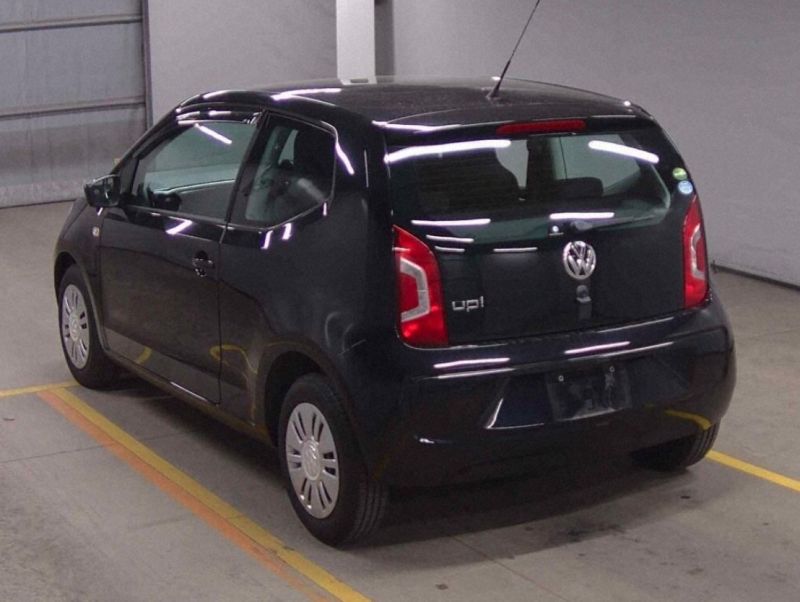 2013 VOLKSWAGEN UP MOVE UP — photograph 16
