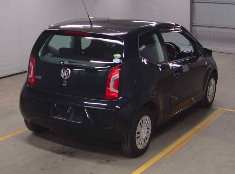 2013 VOLKSWAGEN UP MOVE UP — photograph 17