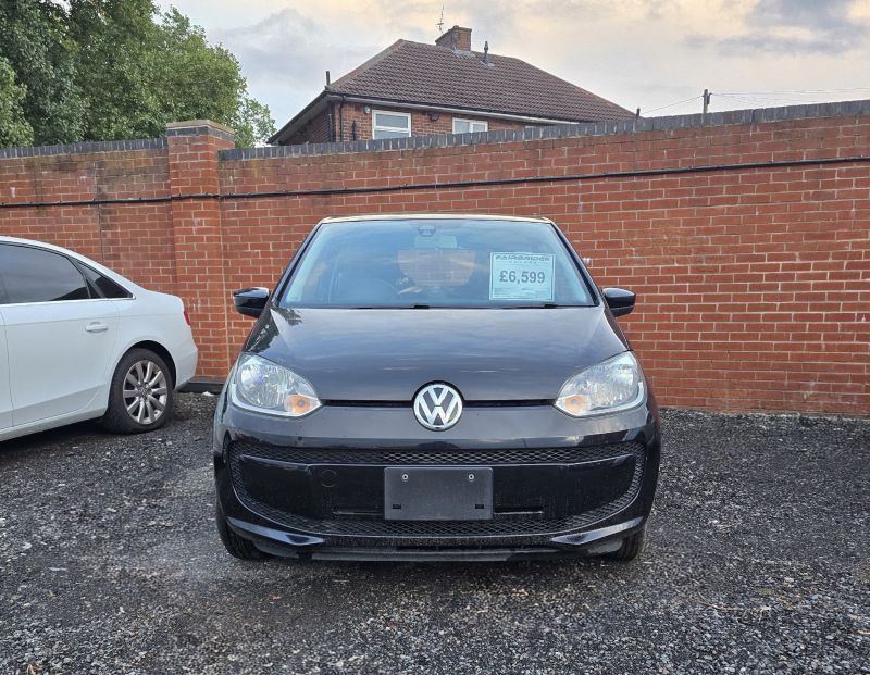2013 VOLKSWAGEN UP MOVE UP — photograph 3