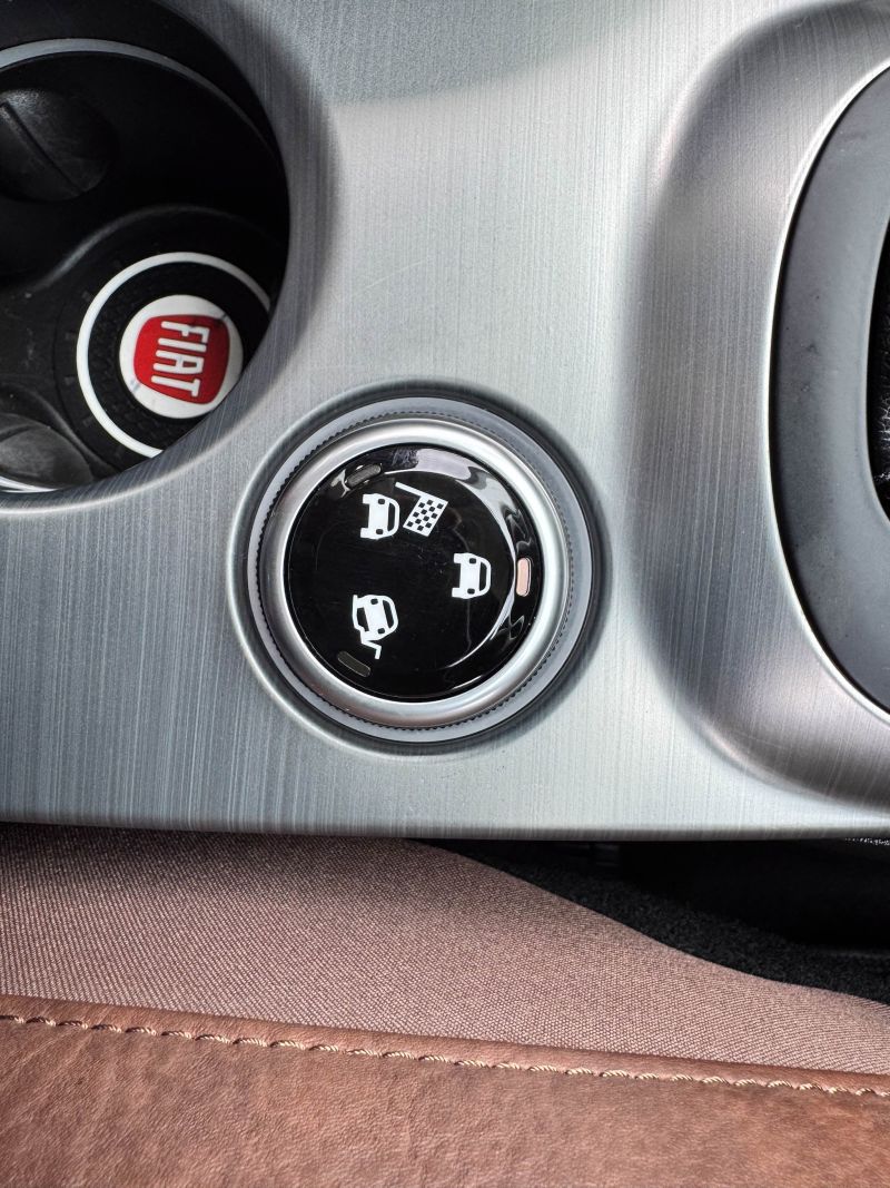 2015 FIAT 500X POP START PLUS — photograph 31