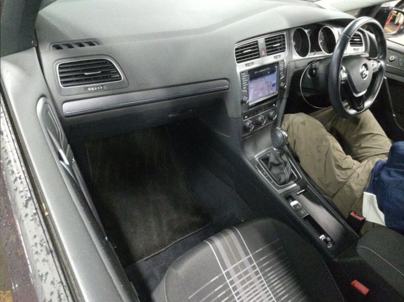 2015 VOLKSWAGEN GOLF LOUNGE — photograph 8