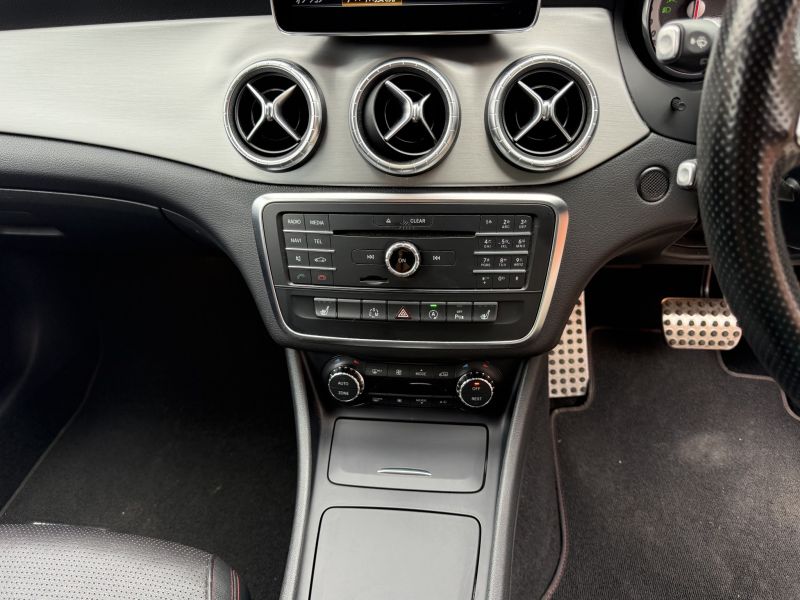 2015 MERCEDES CLA CLASS CLA250 4MATIC — photograph 19