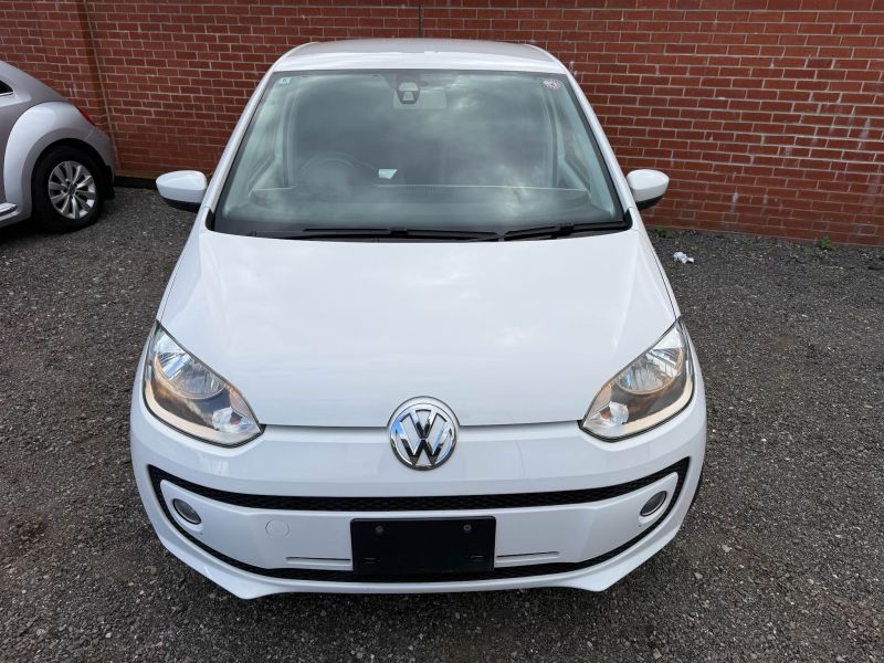 2016 VOLKSWAGEN UP HIGH UP — photograph 6