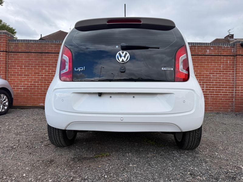 2016 VOLKSWAGEN UP HIGH UP — photograph 38
