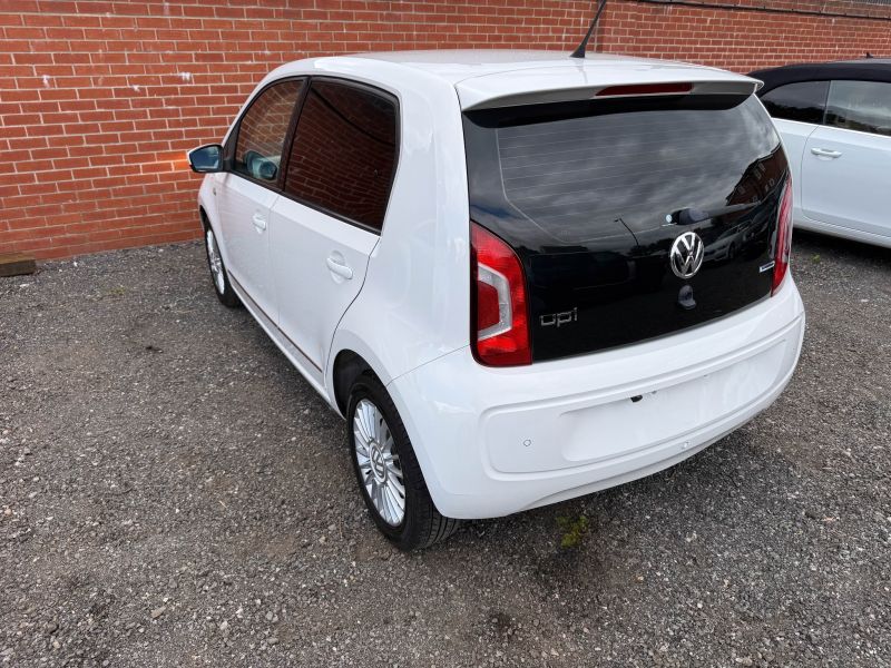 2016 VOLKSWAGEN UP HIGH UP — photograph 39