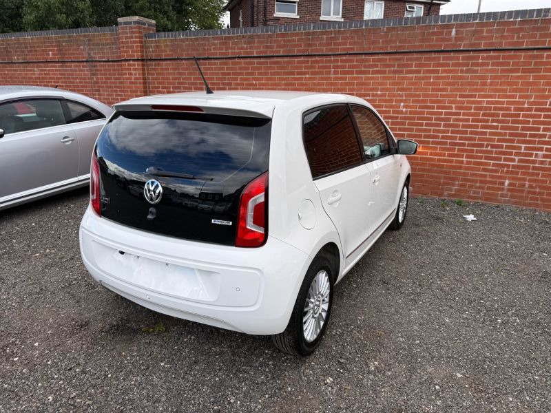 2016 VOLKSWAGEN UP HIGH UP — photograph 40