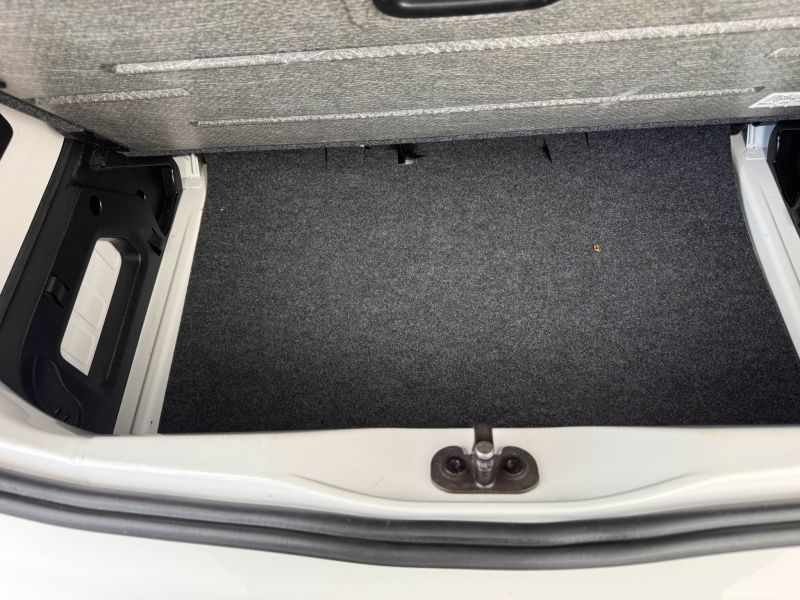 2016 VOLKSWAGEN UP HIGH UP — photograph 44