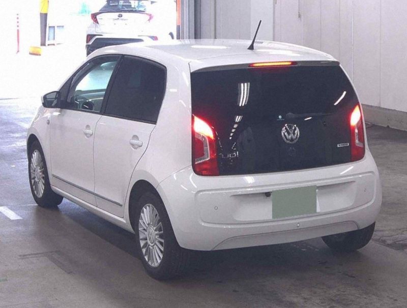 2016 VOLKSWAGEN UP HIGH UP — photograph 48