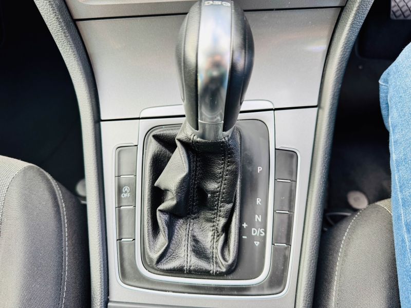 2014 VOLKSWAGEN GOLF TSI TRENDLINE BMT — photograph 15