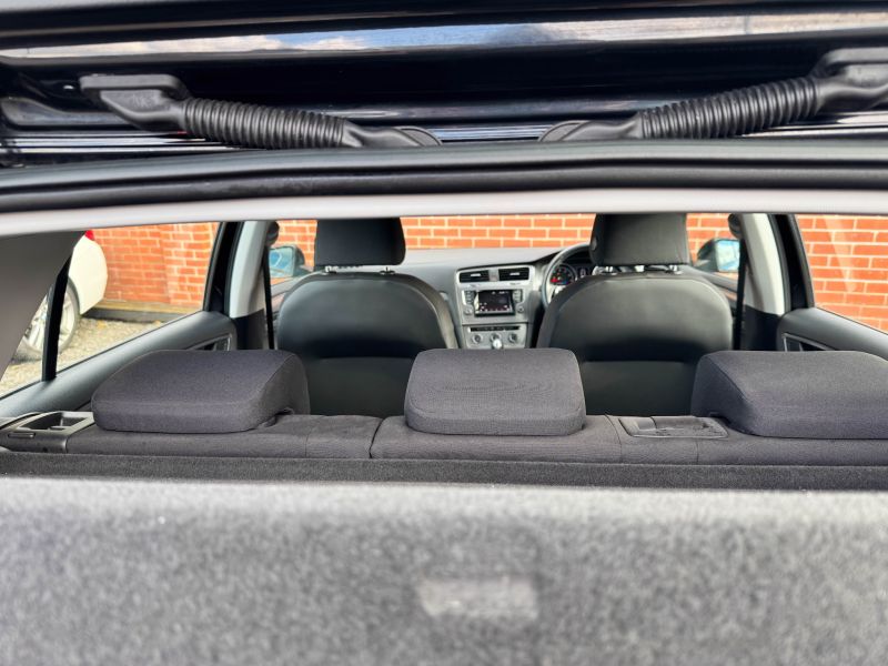 2014 VOLKSWAGEN GOLF TSI TRENDLINE BMT — photograph 23