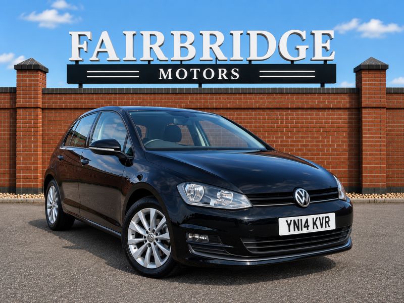 2014 VOLKSWAGEN GOLF TSI TRENDLINE BMT — photograph 1