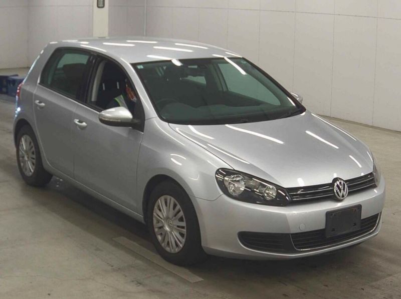 2011 VOLKSWAGEN GOLF TSI TREND LINE — photograph 3