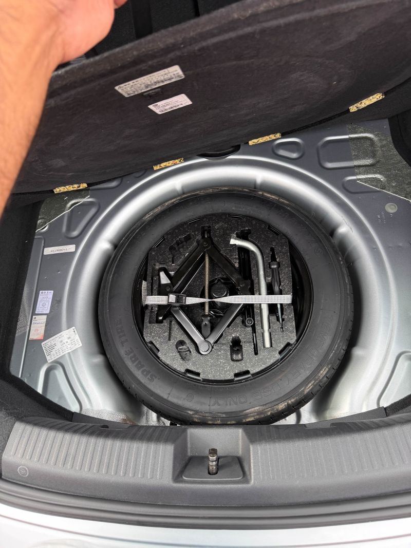 2015 VOLKSWAGEN THE BEETLE DESIGN — photograph 19