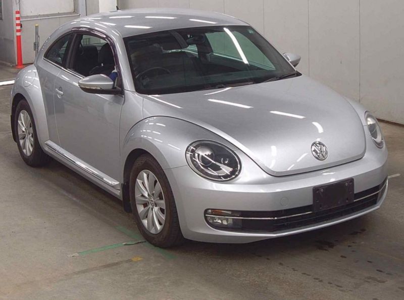 2015 VOLKSWAGEN THE BEETLE DESIGN — photograph 29