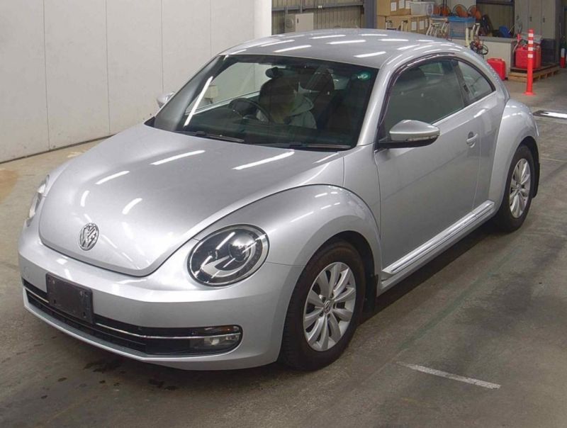 2015 VOLKSWAGEN THE BEETLE DESIGN — photograph 32