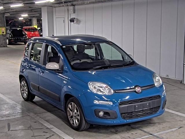 2013 FIAT PANDA EASY — photograph 2