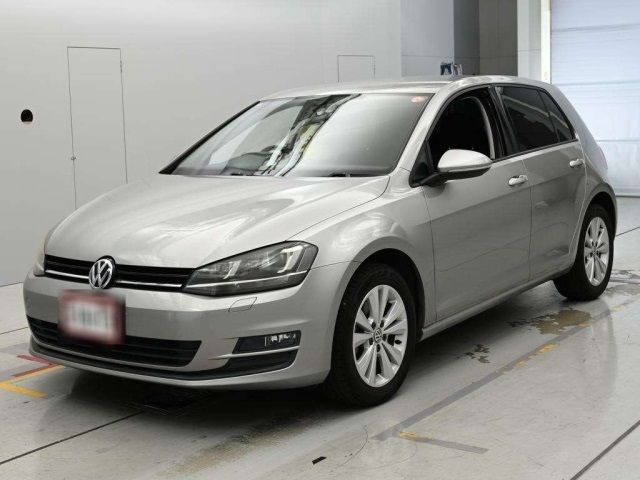 2015 VOLKSWAGEN GOLF TSI COMFORT LINE BLUE MOTION — photograph 3
