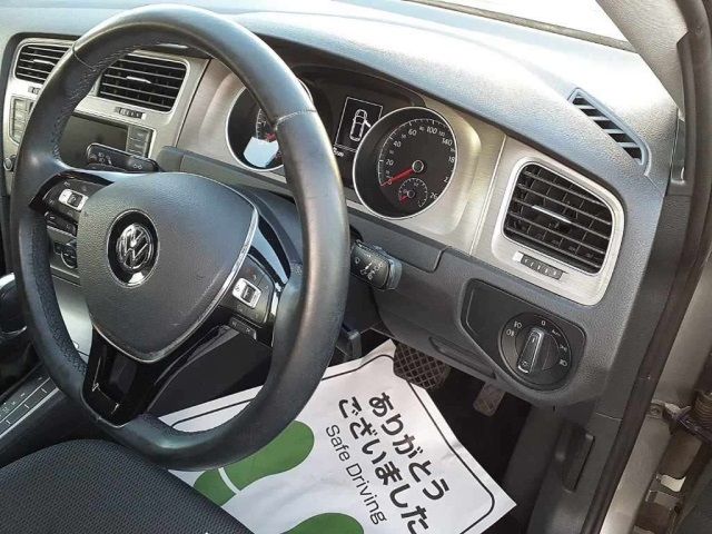 2015 VOLKSWAGEN GOLF TSI COMFORT LINE BLUE MOTION — photograph 7
