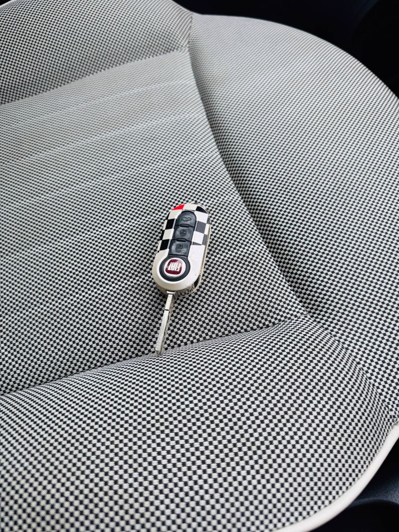 2010 FIAT 500A 1.4 POP — photograph 18