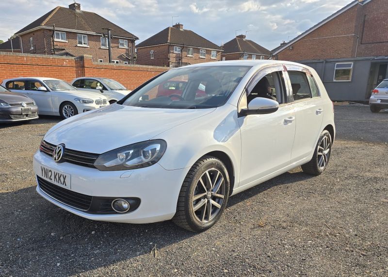 2012 VOLKSWAGEN GOLF TSI COMFORTLINE PREMIUM ED — photograph 4