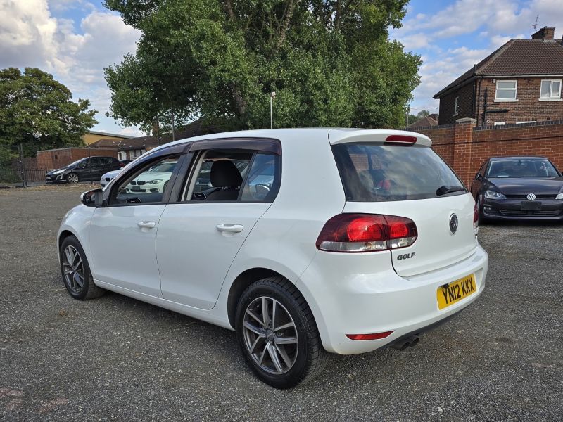 2012 VOLKSWAGEN GOLF TSI COMFORTLINE PREMIUM ED — photograph 5