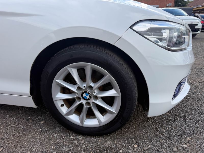 2015 BMW 1 SERIES 118i STYLE — photograph 29