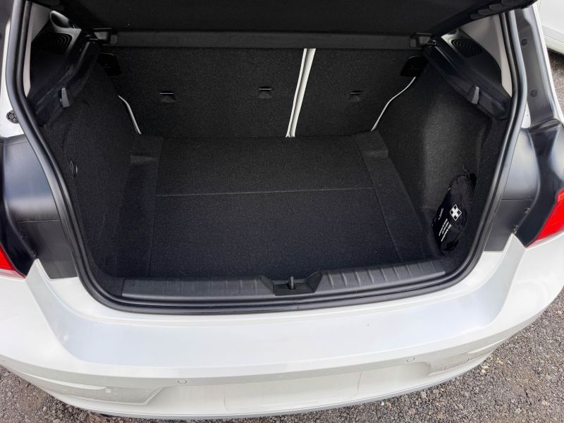 2015 BMW 1 SERIES 118i STYLE — photograph 37