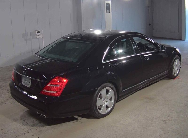 2013 MERCEDES S CLASS S350 BLUE EFFICIENCY — photograph 4