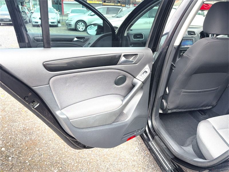 2011 VOLKSWAGEN GOLF TSI COMFORT LINE — photograph 4