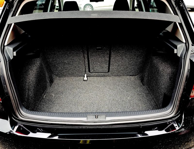 2011 VOLKSWAGEN GOLF TSI COMFORT LINE — photograph 6