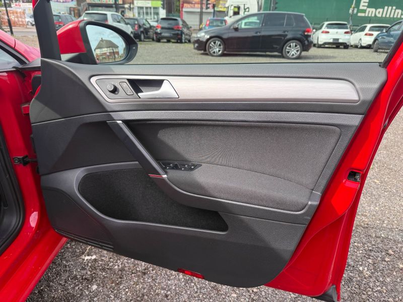 2015 VOLKSWAGEN GOLF TSI COMFORT LINE — photograph 14