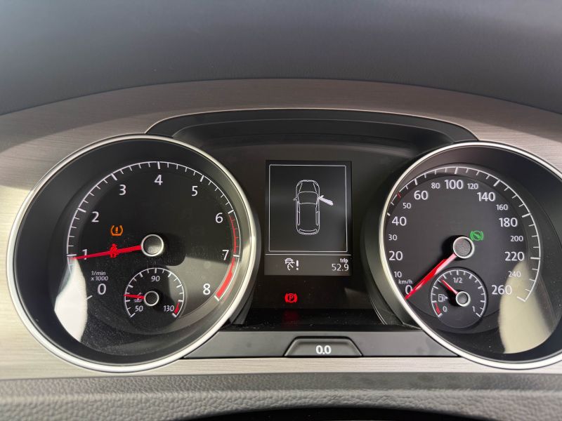 2015 VOLKSWAGEN GOLF TSI COMFORT LINE — photograph 17