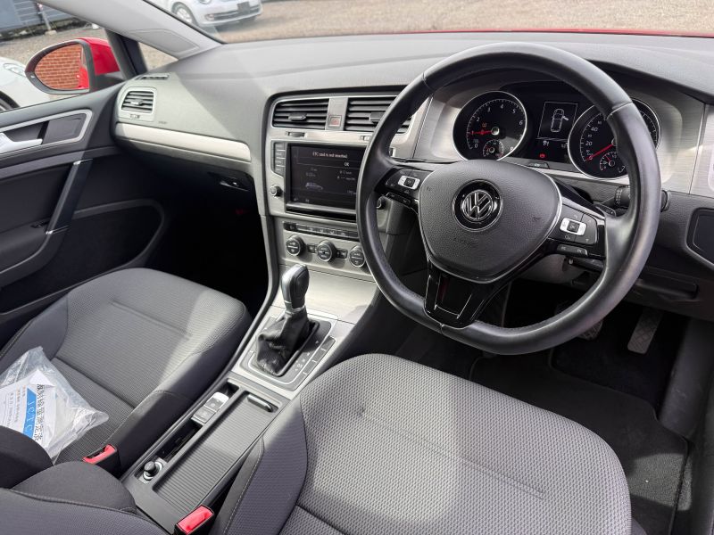 2015 VOLKSWAGEN GOLF TSI COMFORT LINE — photograph 18