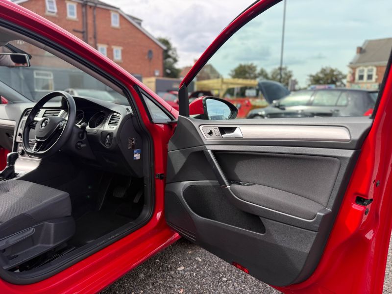 2015 VOLKSWAGEN GOLF TSI COMFORT LINE — photograph 52