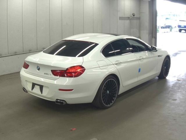 2013 BMW 6 SERIES 650i GRAN COUPE — photograph 3